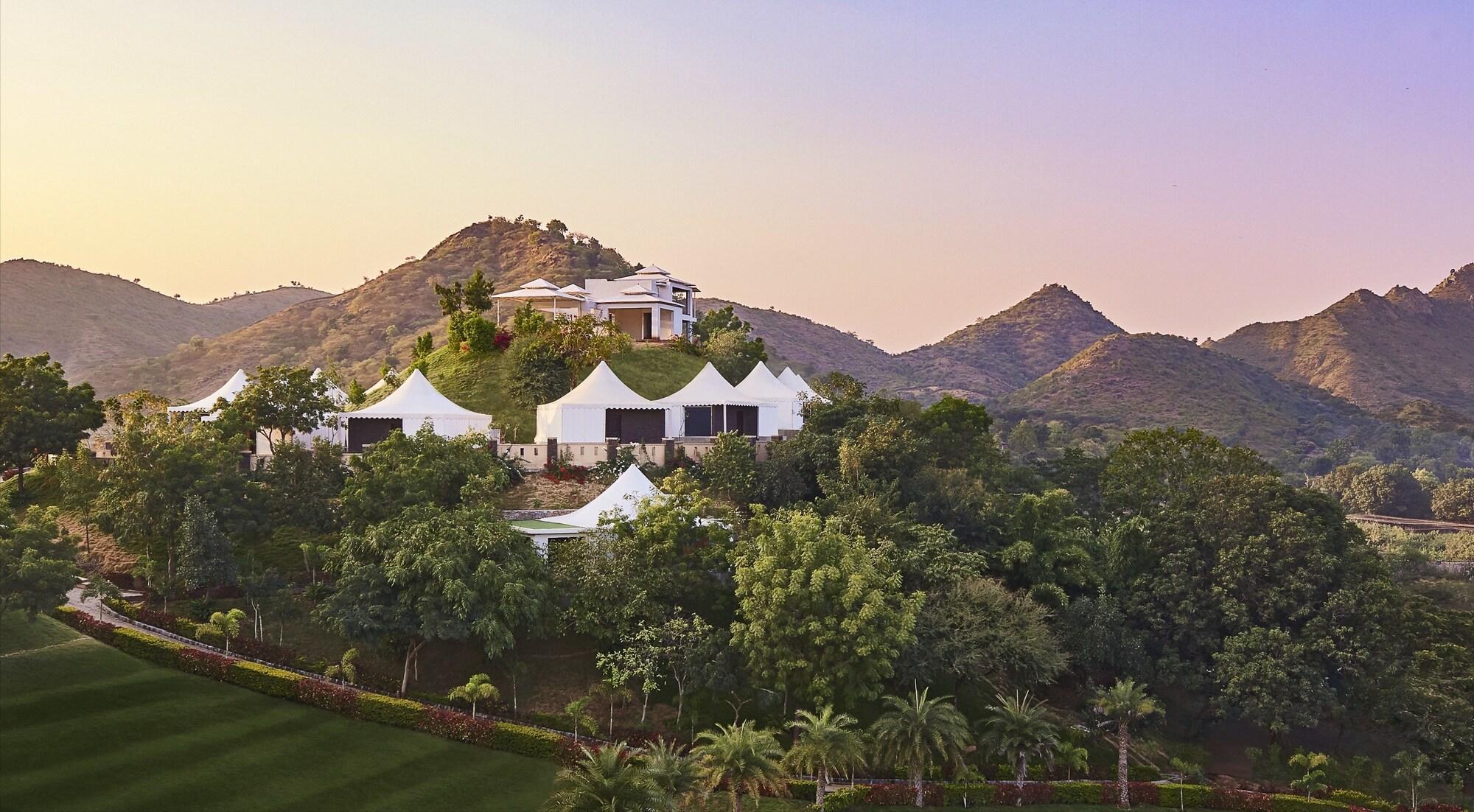 Taj Aravali Resort & Spa Udaipur Exterior photo